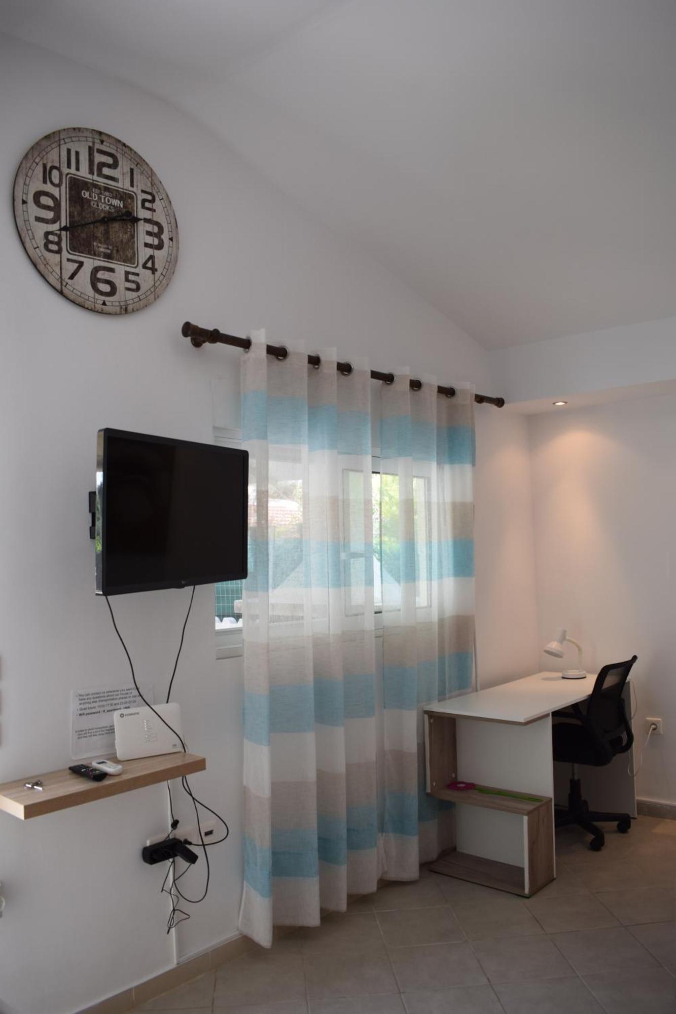 R Apartment Αρτέμιδα Εξωτερικό φωτογραφία