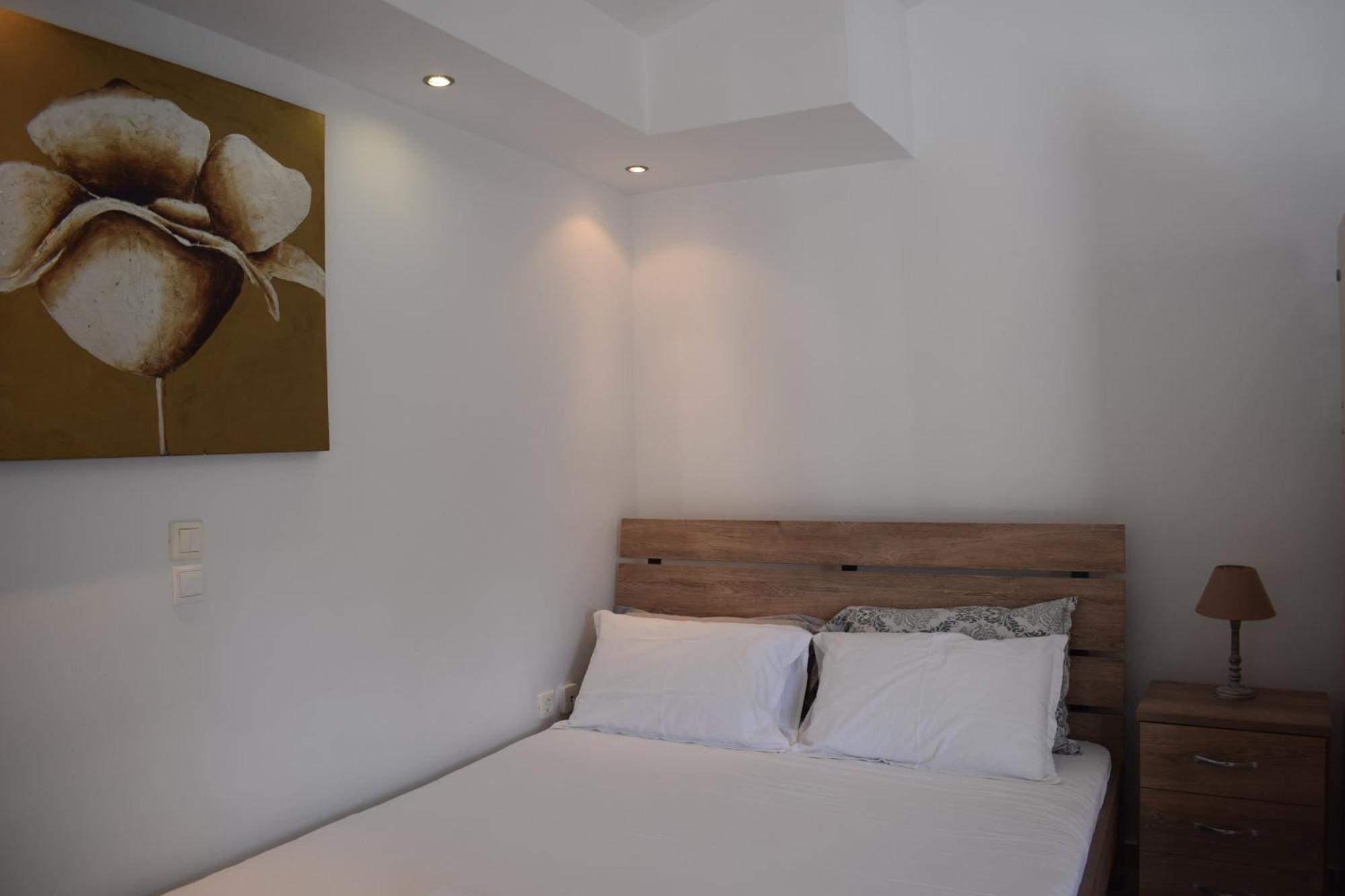 R Apartment Αρτέμιδα Εξωτερικό φωτογραφία