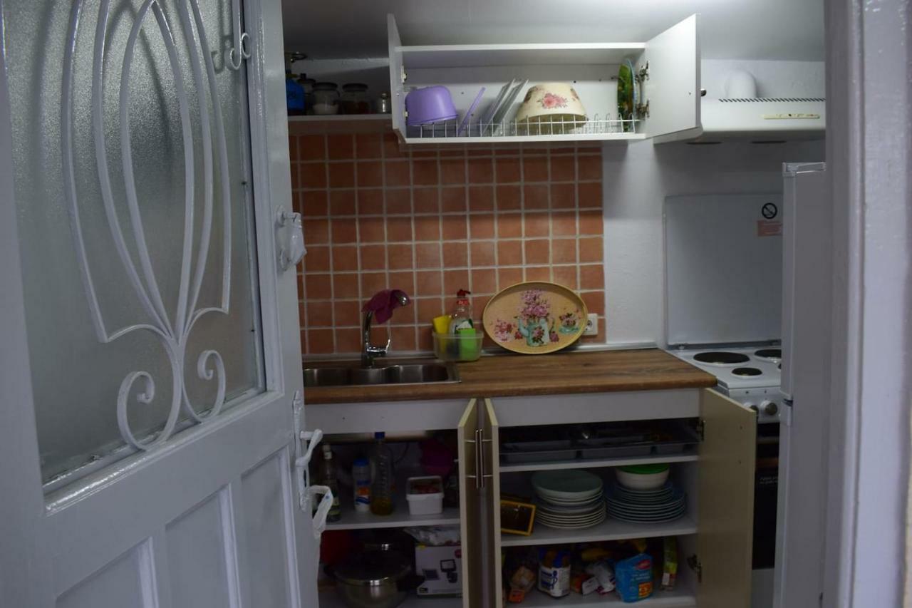 R Apartment Αρτέμιδα Εξωτερικό φωτογραφία