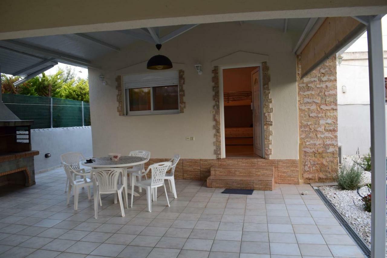 R Apartment Αρτέμιδα Εξωτερικό φωτογραφία